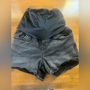 Isabel by Ingrid & Isabel maternity Black Jean shorts